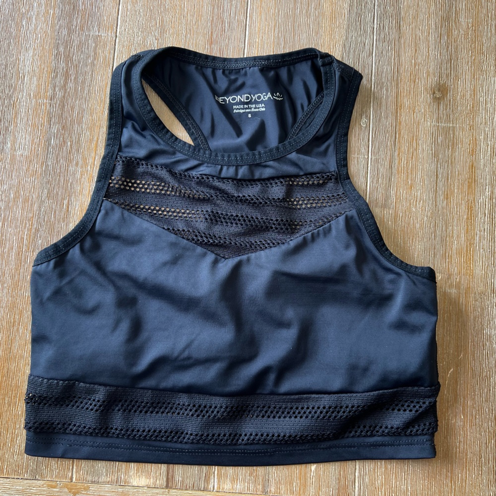 Black Beyond Yoga tank bra
